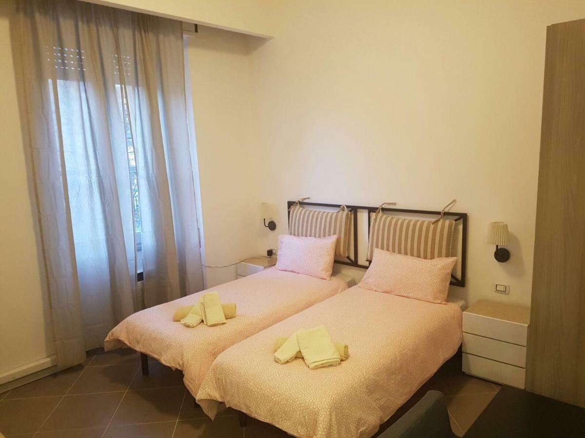 B&B Piazza Dante Nuoro Esterno foto